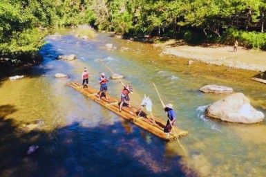 2-Day Chiang Mai Trekking Tour: Lahu Village & Bamboo Rafting